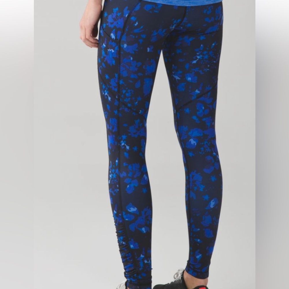 Lululemon Speed Tight IV *Full-On Luxtreme in size 6. EUC 29” inseam athleisure